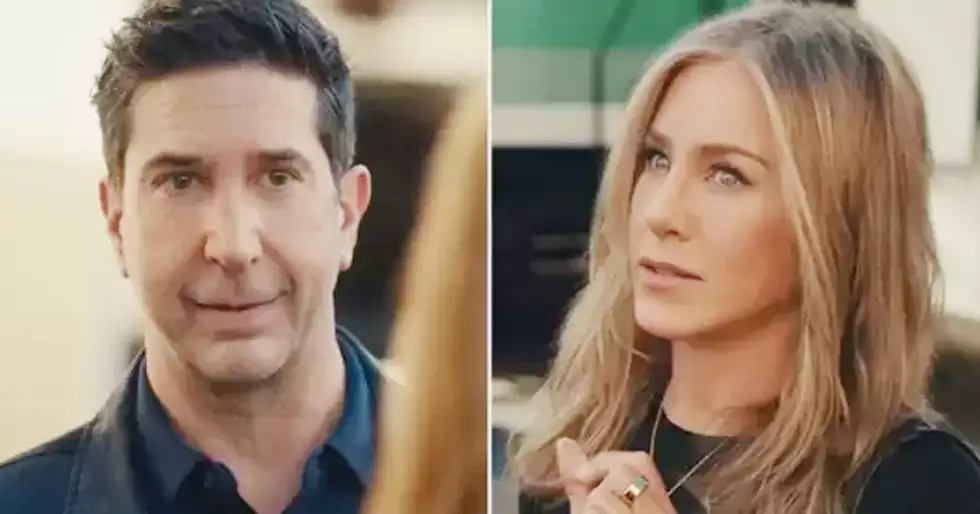 FRIENDS co-stars David Schwimmer & Jennifer Aniston reunite for a Super Bowl 2024 commercial. WATCH: